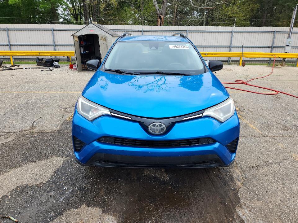 46278756 :رقم المزاد ، JTMZFREV0JJ151768 vin ، 2018 Toyota Rav4 مزاد بيع