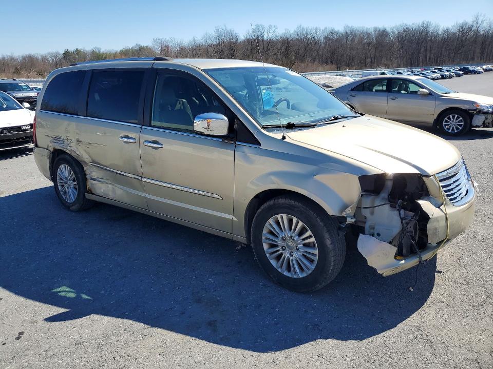 45450746 :رقم المزاد ، 2C4RC1GG9CR116900 vin ، 2012 Chrysler Town & Country مزاد بيع