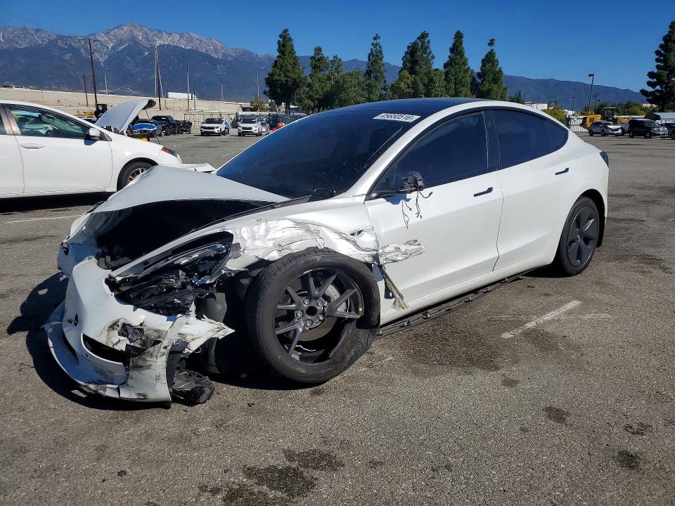 45650516 :رقم المزاد ، 5YJ3E1EA5NF112341 vin ، 2022 Tesla Model 3 مزاد بيع