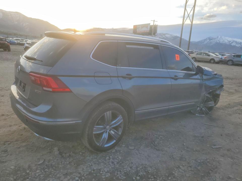 Продаж на аукціоні авто 2020 Volkswagen Tiguan, vin: 3VV2B7AX5LM093396, номер лоту: 45576546