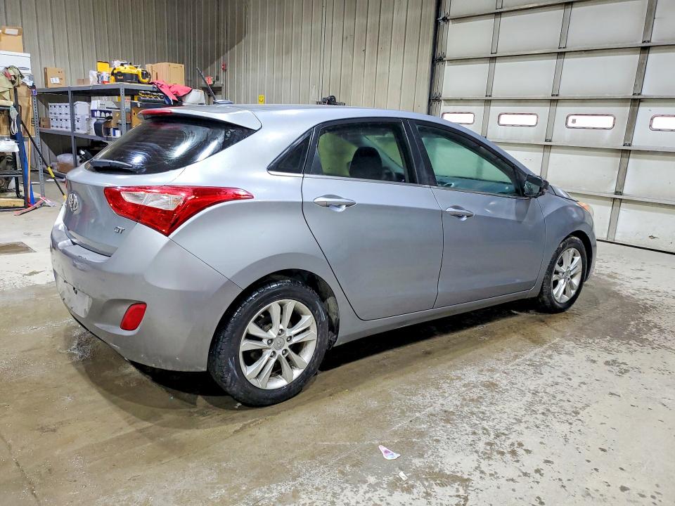 2015 Hyundai Elantra Gt მანქანა იყიდება აუქციონზე, vin: KMHD35LH8FU239655, აუქციონის ნომერი: 46002596