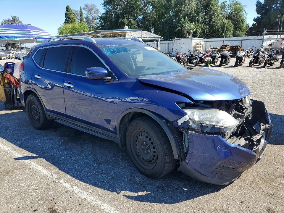 2017 Nissan Rogue მანქანა იყიდება აუქციონზე, vin: 5N1AT2MN6HC783229, აუქციონის ნომერი: 47564436