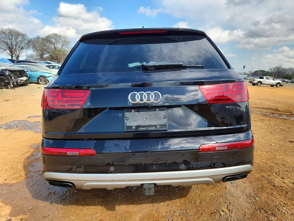 Продажа на аукционе авто 2018 Audi Q7, vin: WA1LABF70JD007786, номер лота: 41922916