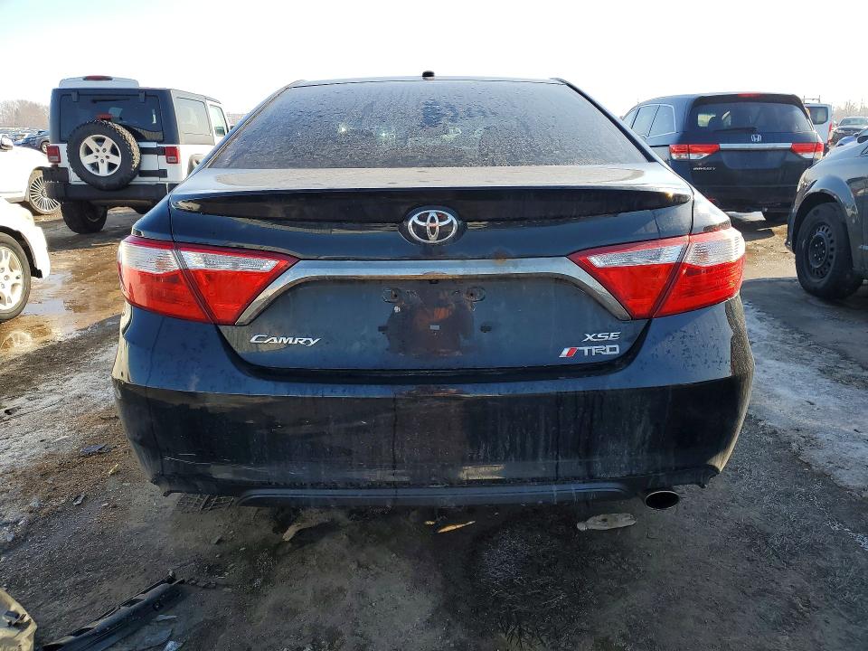 Aukcja sprzedaży 2015 Toyota Camry, vin: 4T1BF1FK5FU952995, numer aukcji: 77035635