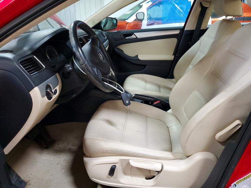 47187826 :رقم المزاد ، 3VWDP7AJ2DM450892 vin ، 2013 Volkswagen Jetta مزاد بيع