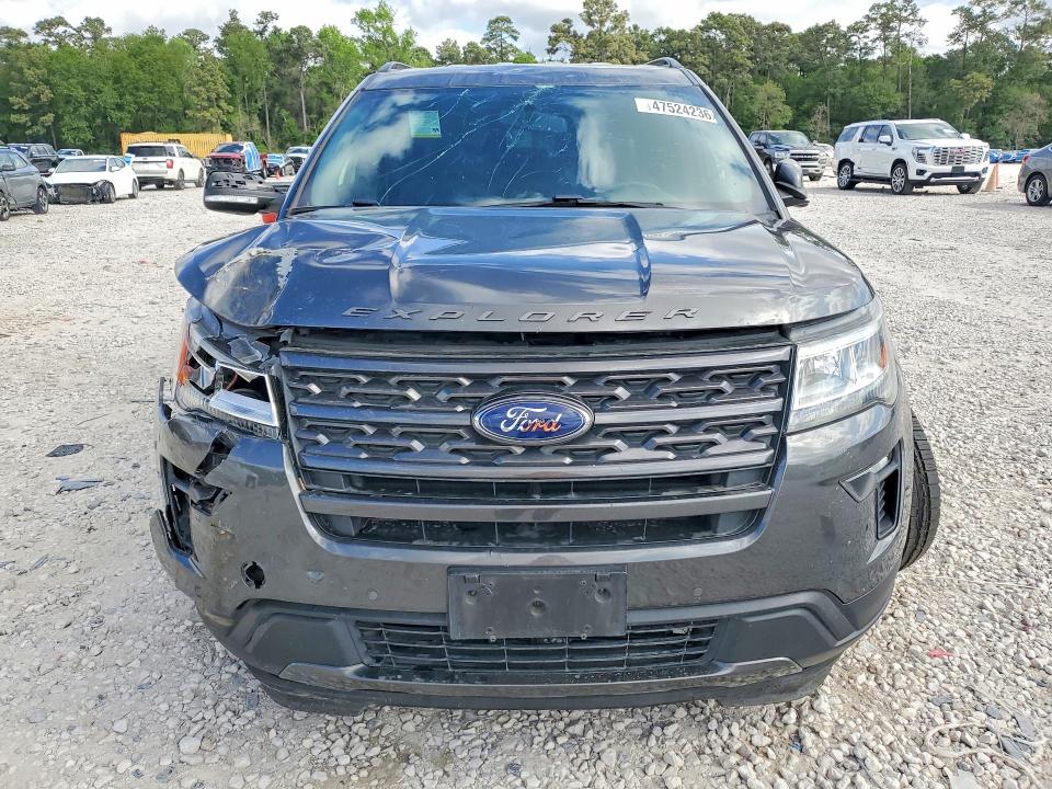 47524236 :رقم المزاد ، 1FM5K8D85JGB80157 vin ، 2018 Ford Explorer مزاد بيع