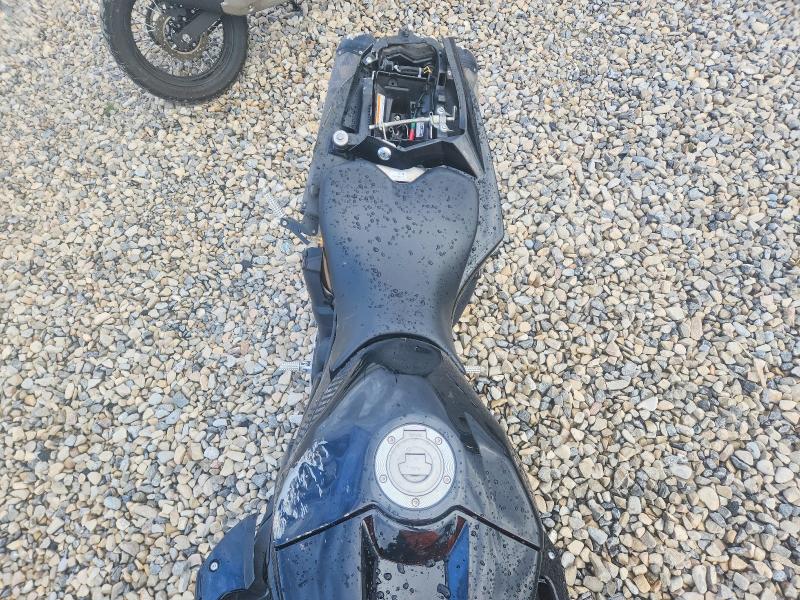 Продажа на аукционе авто 2011 Yama Yzfr1, vin: JYARN23E9BA011292, номер лота: 47653616