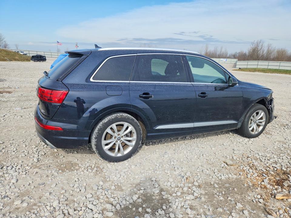 47825076 :رقم المزاد ، WA1LAAF75HD024538 vin ، 2017 Audi Q7 مزاد بيع