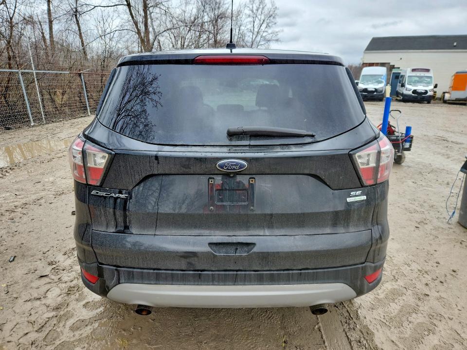 Продажа на аукционе авто 2017 Ford Escape, vin: 1FMCU0GD2HUC97654, номер лота: 47166796