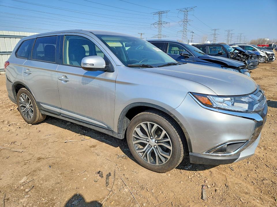 Продаж на аукціоні авто 2018 Mitsubishi Outlander, vin: JA4AD3A38JZ004291, номер лоту: 47774646