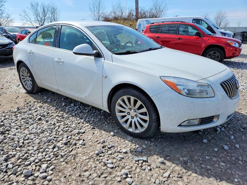 46493586 :رقم المزاد ، W04GR5EC6B1012634 vin ، 2011 Buick Regal مزاد بيع