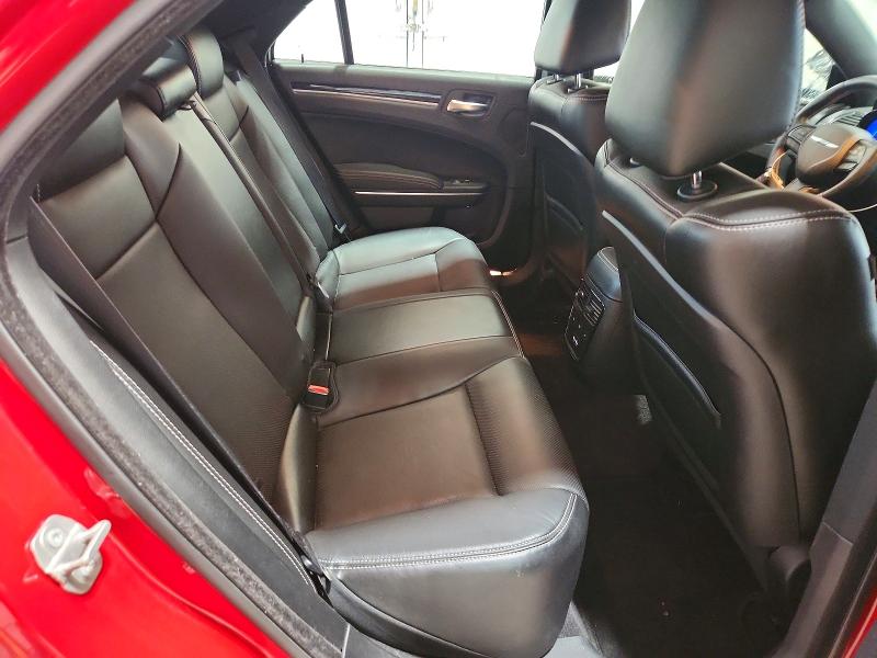 60601175 :رقم المزاد ، 2C3CCAGG5HH584579 vin ، 2017 Chrysler 300 مزاد بيع