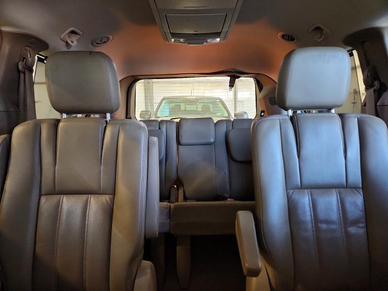 Продажа на аукционе авто 2011 Chrysler Town & Country, vin: 2A4RR8DG7BR635898, номер лота: 45857326