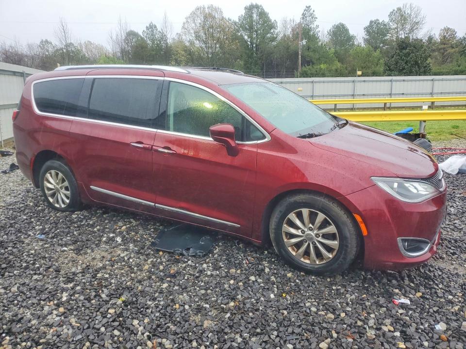 45559466 :رقم المزاد ، 2C4RC1BG3KR539638 vin ، 2019 Chrysler Pacifica مزاد بيع