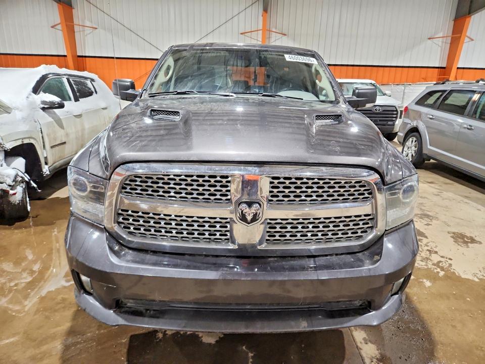 46003696 :رقم المزاد ، 1C6RR7GT4KS611217 vin ، 2019 Ram 1500 Classic مزاد بيع