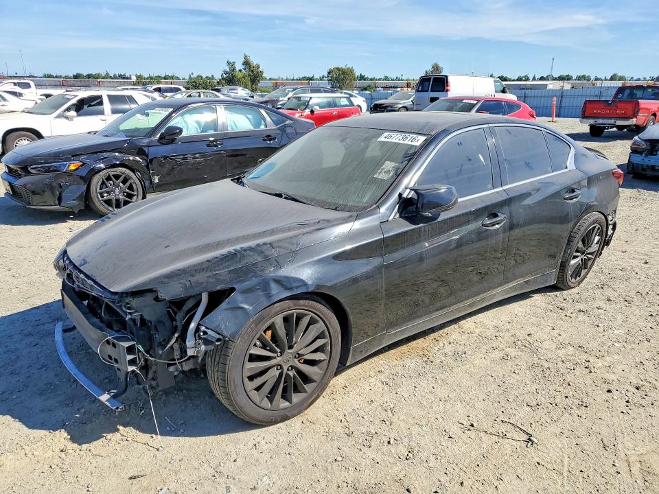 46773616 :رقم المزاد ، JN1EV7AR1JM436821 vin ، 2018 Infiniti Q50 مزاد بيع