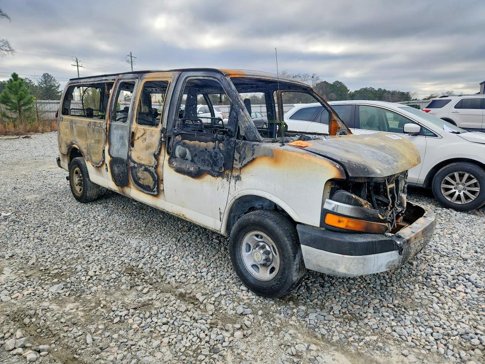 60465456 :رقم المزاد ، 1GAZGPFG4G1196554 vin ، 2016 Chevrolet Express G3500 مزاد بيع
