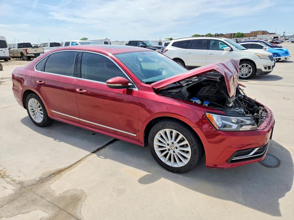 2017 Volkswagen Passat მანქანა იყიდება აუქციონზე, vin: 1VWBT7A31HC073645, აუქციონის ნომერი: 48156206
