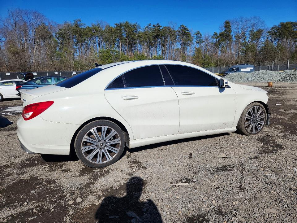 45515906 :رقم المزاد ، WDDSJ4GB0JN576847 vin ، 2018 Mercedes-benz Cla مزاد بيع