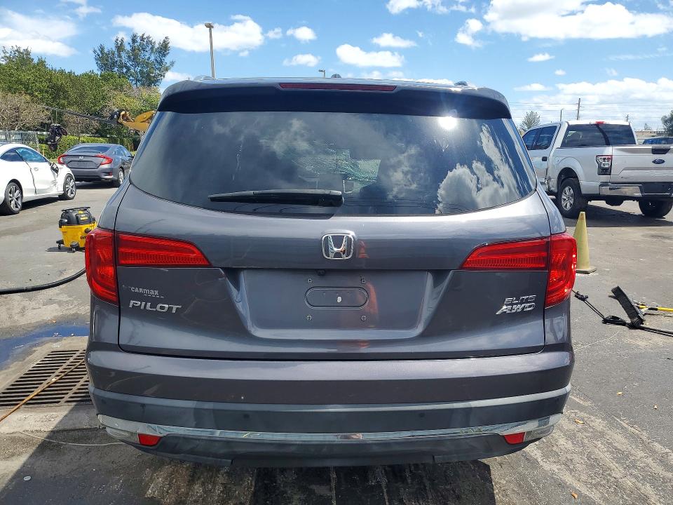 Продаж на аукціоні авто 2017 Honda Pilot, vin: 5FNYF6H03HB092369, номер лоту: 46616556