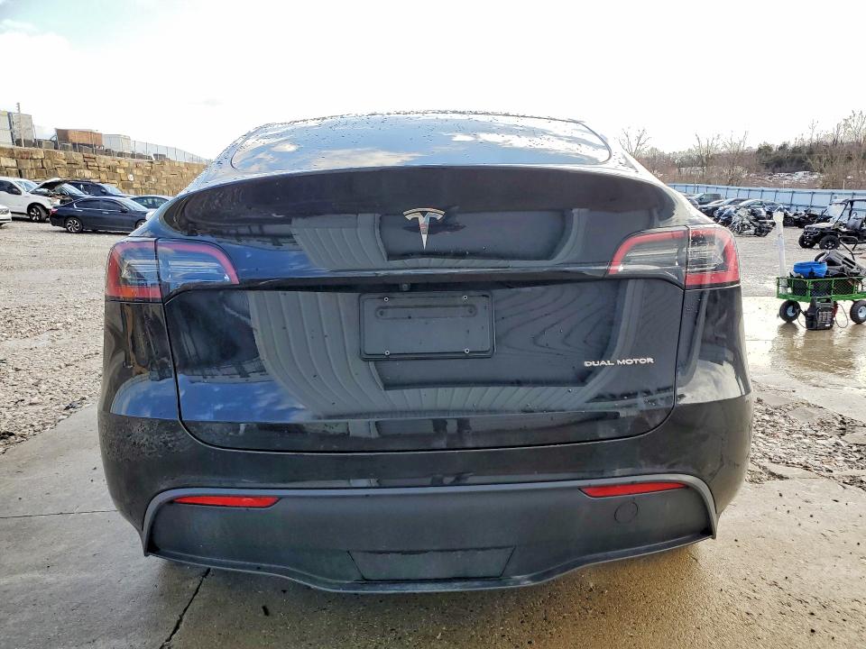 2023 Tesla Model Y მანქანა იყიდება აუქციონზე, vin: 7SAYGDEE2PA063770, აუქციონის ნომერი: 41774816