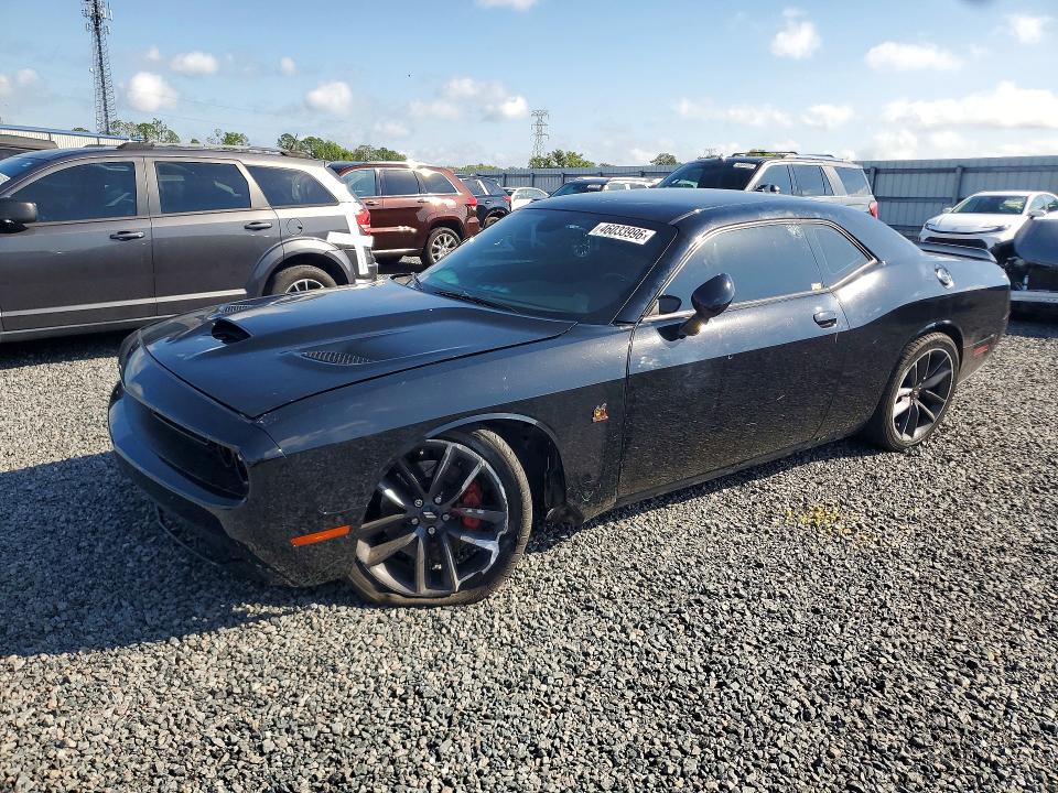 Auction sale of the 2019 Dodge Challenger, vin: 2C3CDZFJ1KH741122, lot number: 46033996