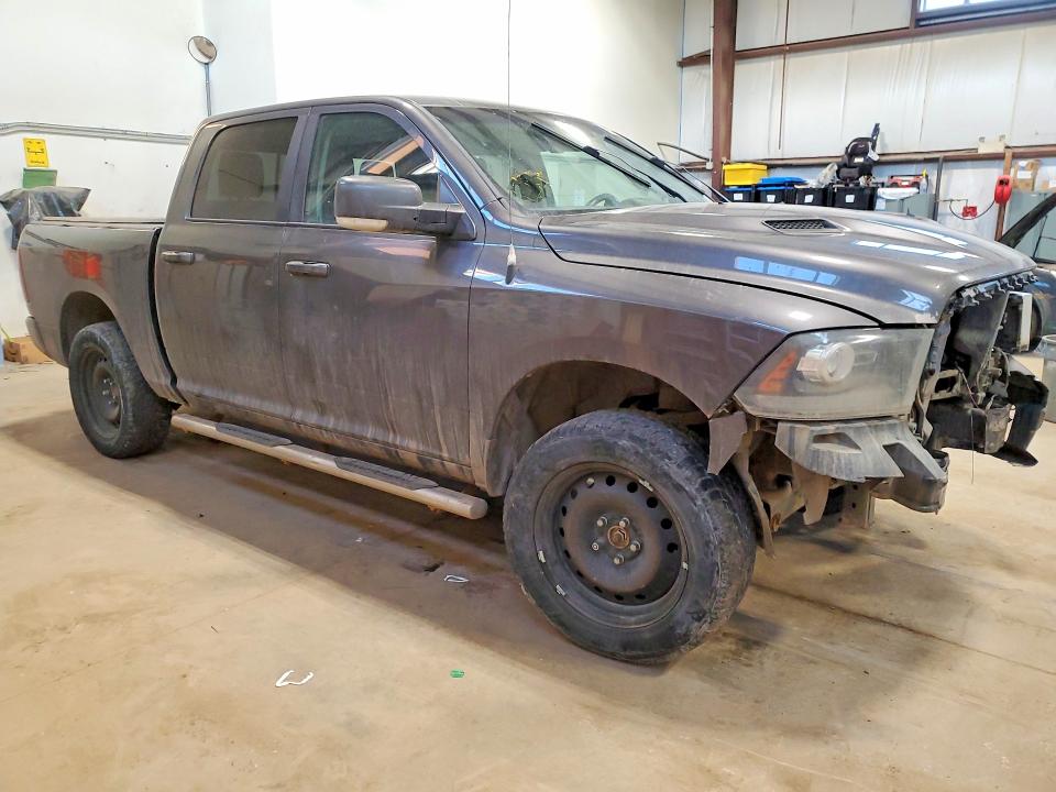 41926836 :رقم المزاد ، 1C6RR7MT8GS117194 vin ، 2016 Ram 1500 مزاد بيع