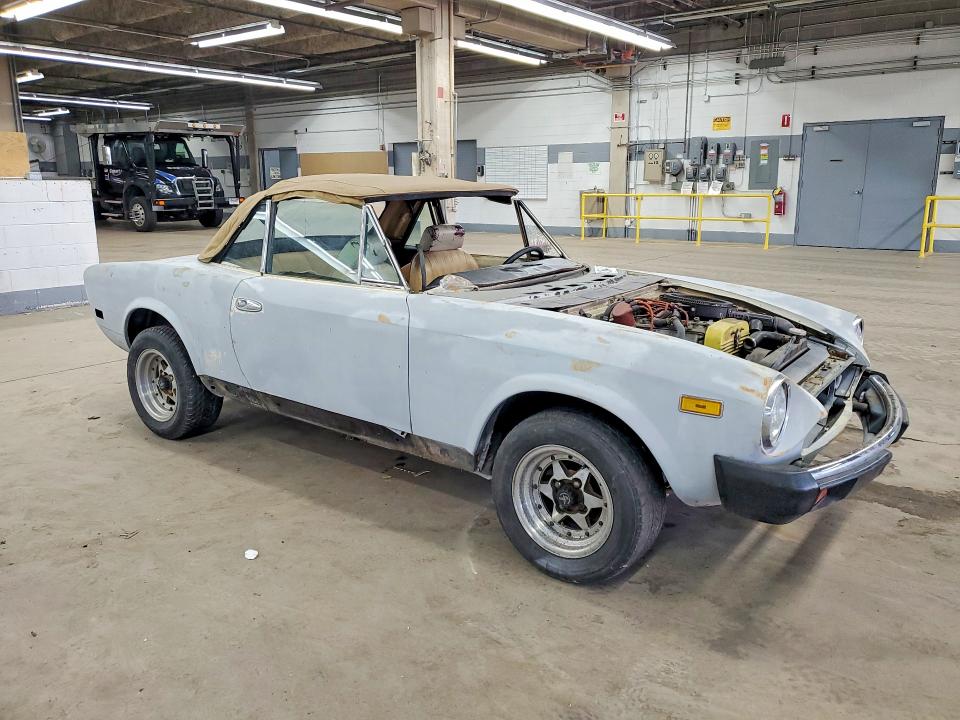 41964466 :رقم المزاد ، 124CS20149944 vin ، 1979 Fiat 124 Spider مزاد بيع