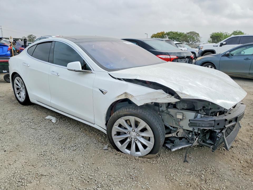 2018 Tesla Model S მანქანა იყიდება აუქციონზე, vin: 5YJSA1E20JF247866, აუქციონის ნომერი: 48342666