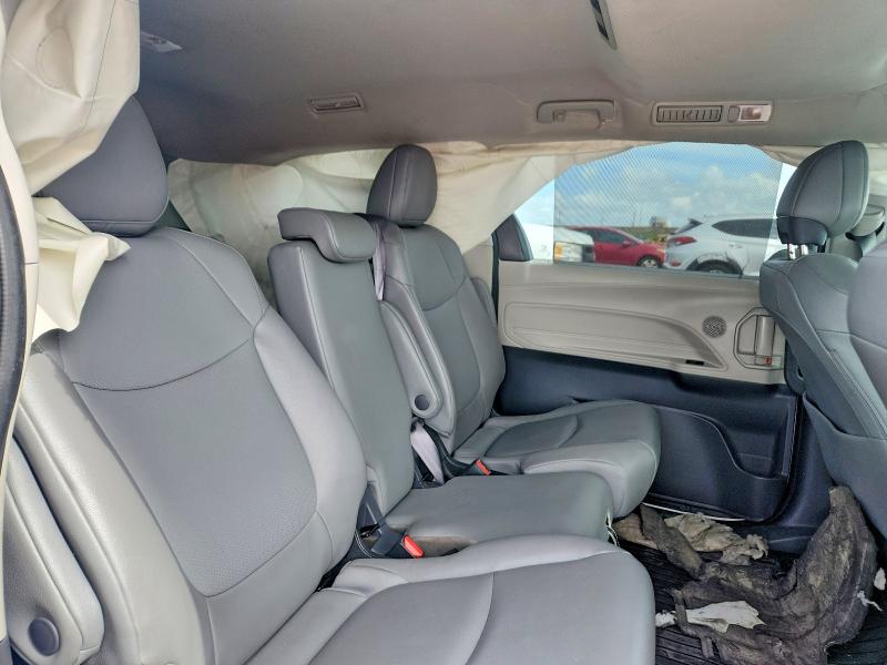 Продаж на аукціоні авто 2022 Toyota Sienna, vin: 5TDYRKEC5NS114278, номер лоту: 45657736