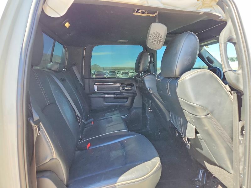 47005006 :رقم المزاد ، 3C6UR5GL1JG144410 vin ، 2018 Ram 2500 مزاد بيع