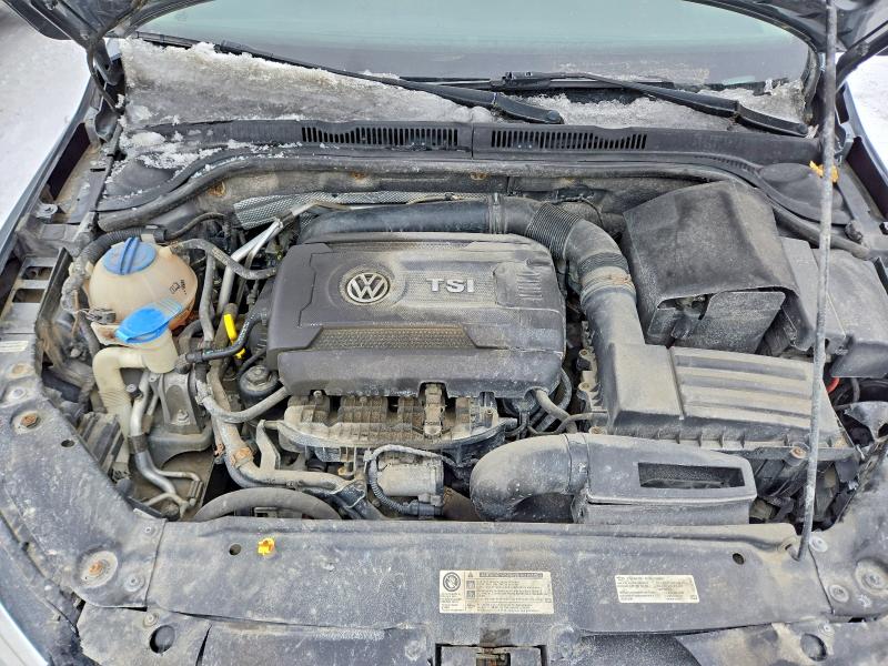 76109305 :رقم المزاد ، 3VWL07AJ1EM310978 vin ، 2014 Volkswagen Jetta مزاد بيع