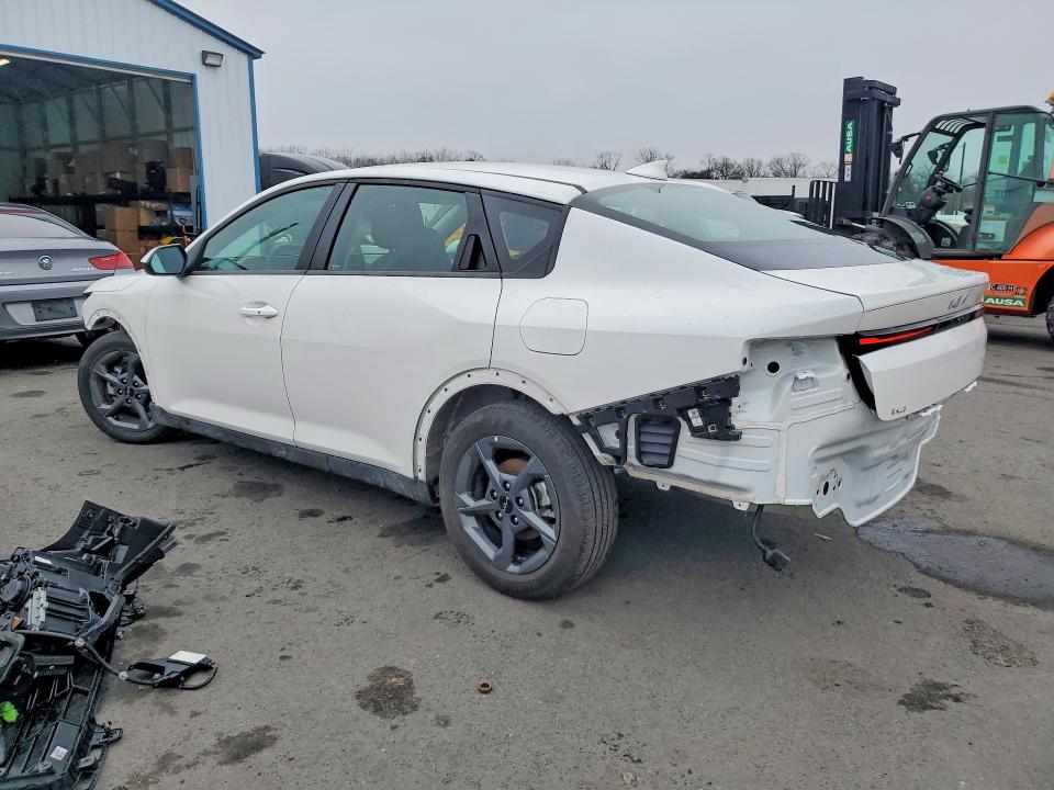 Продажа на аукционе авто 2025 Kia K4, vin: 3KPFT4DE5SE121633, номер лота: 79885635