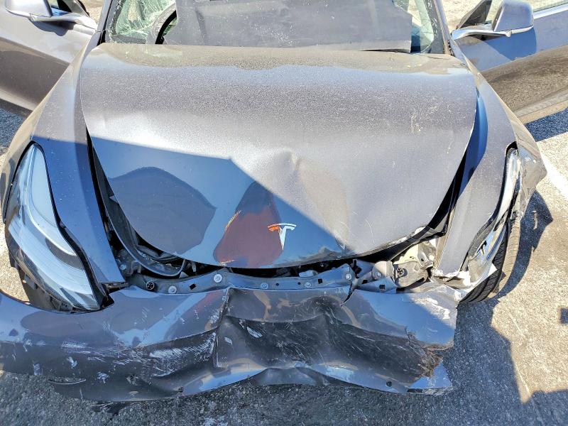 Продажа на аукционе авто 2018 Tesla Model 3, vin: 5YJ3E1EA0JF048543, номер лота: 79662475