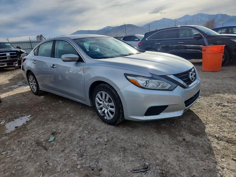 Продажа на аукционе авто 2016 Nissan Altima, vin: 1N4AL3AP8GC259553, номер лота: 79988385