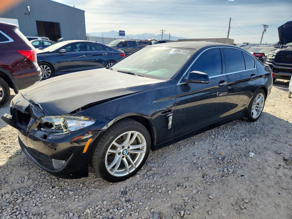 46947156 :رقم المزاد ، WBAXH5C57CDW06997 vin ، 2012 Bmw 528 مزاد بيع