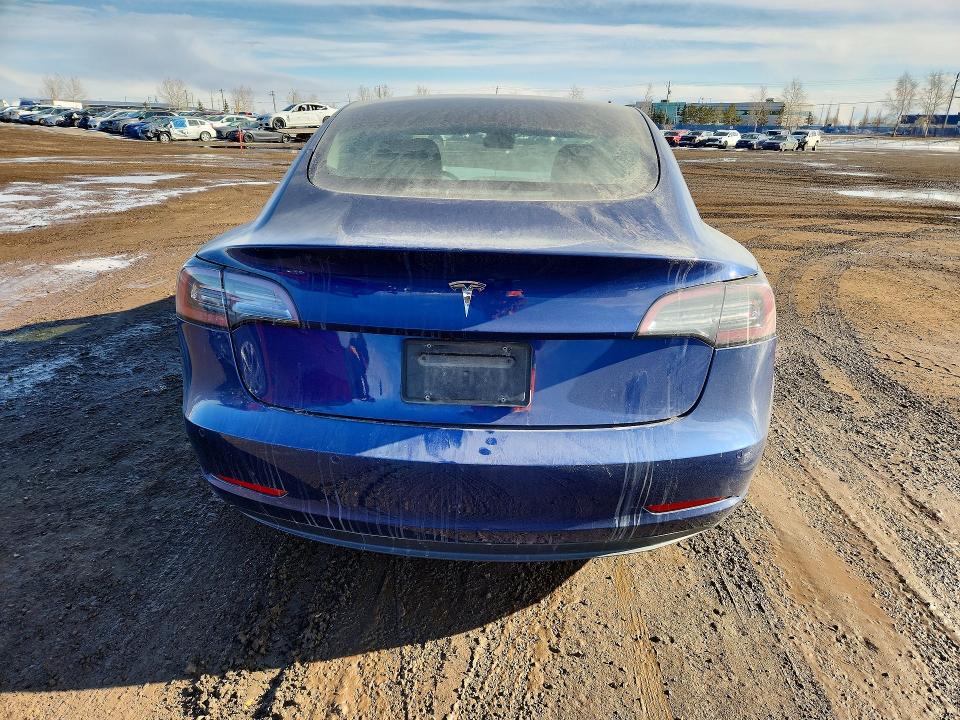 41984556 :رقم المزاد ، 5YJ3E1EA0MF870215 vin ، 2021 Tesla Model 3 مزاد بيع