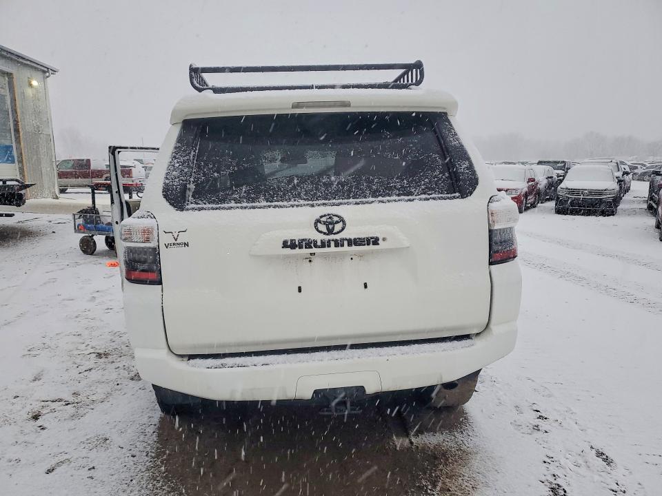 2018 Toyota 4runner მანქანა იყიდება აუქციონზე, vin: JTEBU5JR5J5497540, აუქციონის ნომერი: 45938796