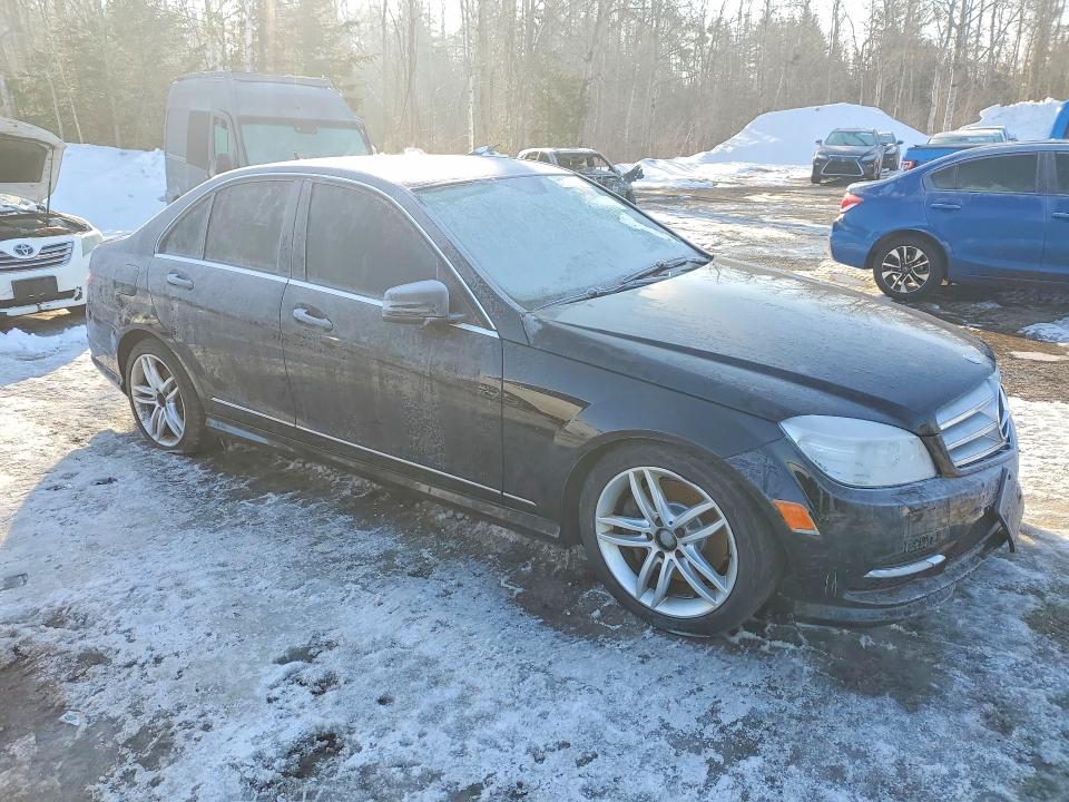 79441215 :رقم المزاد ، WDDGF8BBXBA524026 vin ، 2011 Mercedes-benz C مزاد بيع