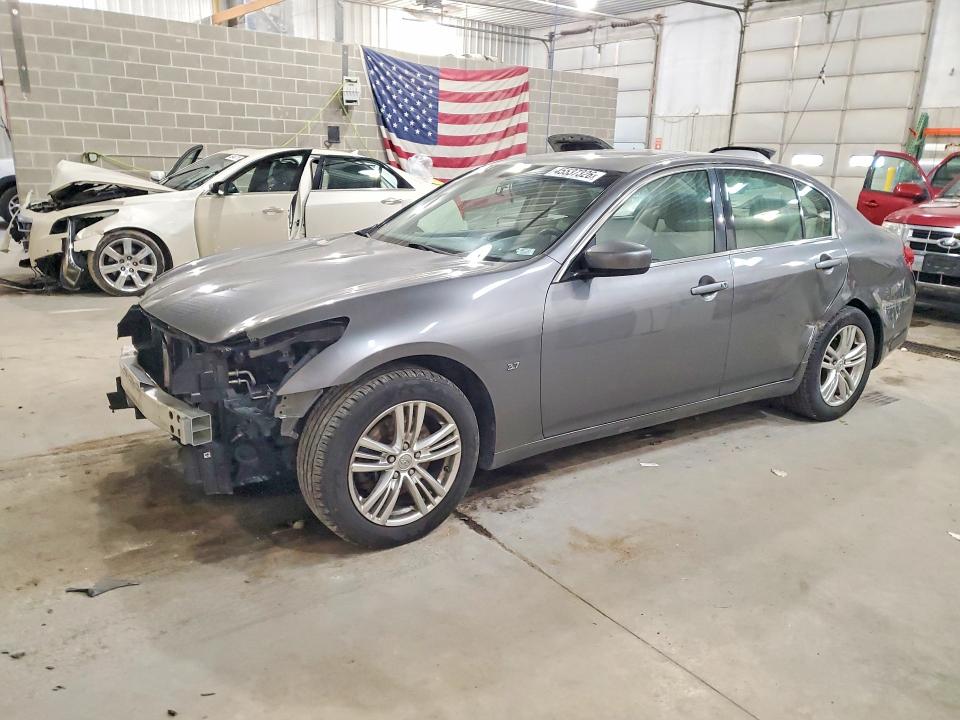 45537326 :رقم المزاد ، JN1CV6AR0FM521934 vin ، 2015 Infiniti Q40 مزاد بيع