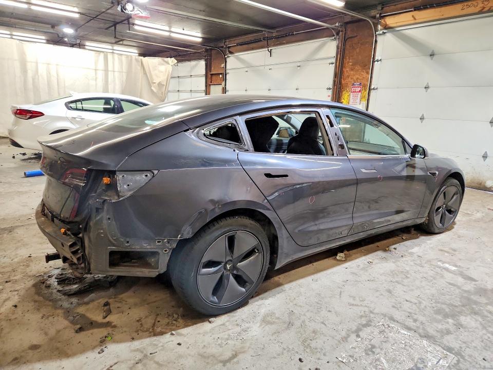 2018 Tesla Model 3 მანქანა იყიდება აუქციონზე, vin: 5YJ3E1EA2JF123615, აუქციონის ნომერი: 45630706