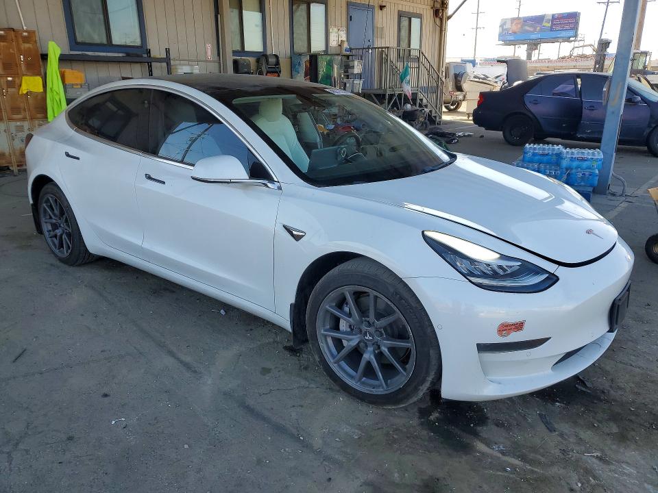 46879036 :رقم المزاد ، 5YJ3E1EAXKF509359 vin ، 2019 Tesla Model 3 مزاد بيع