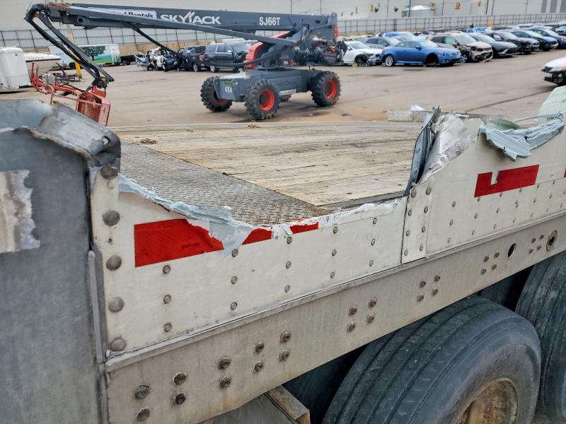 77506085 :رقم المزاد ، 1JJV532D8HL966297 vin ، 2017 Wabash Dry Van Trailers مزاد بيع