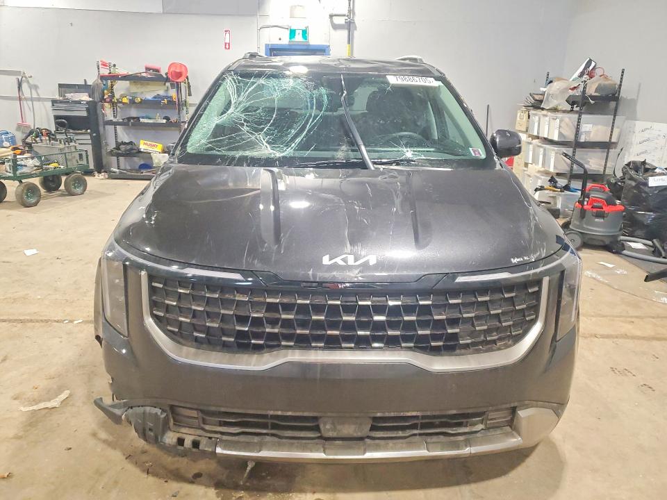 Продаж на аукціоні авто 2025 Kia Carnival, vin: KNDNC5K33S6493643, номер лоту: 79886705
