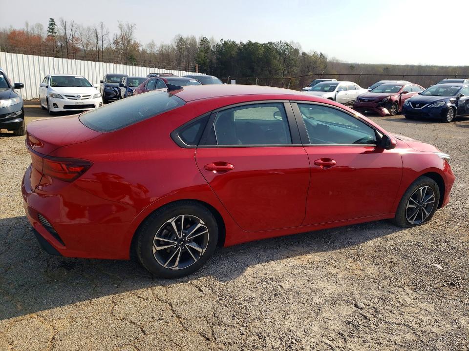 2024 Kia Forte მანქანა იყიდება აუქციონზე, vin: 3KPF24AD8RE753454, აუქციონის ნომერი: 46864456