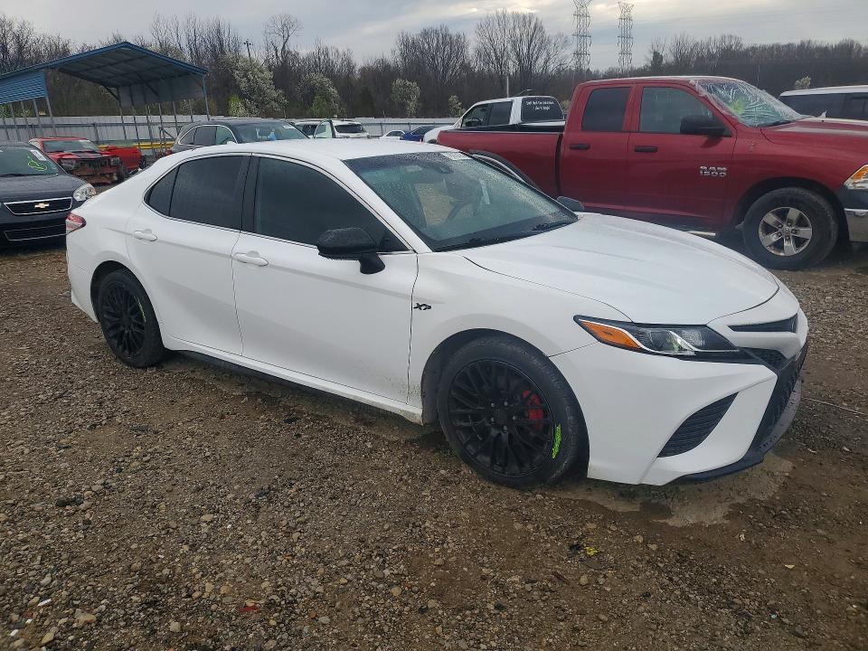 2020 Toyota Camry მანქანა იყიდება აუქციონზე, vin: 4T1G11AK6LU911279, აუქციონის ნომერი: 79013125