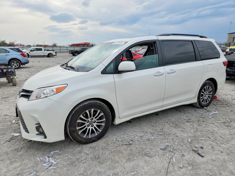 2020 Toyota Sienna მანქანა იყიდება აუქციონზე, vin: 5TDYZ3DC5LS032233, აუქციონის ნომერი: 48394406