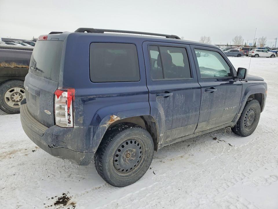 42065926 :رقم المزاد ، 1C4NJRAB3CD637792 vin ، 2012 Jeep Patriot مزاد بيع