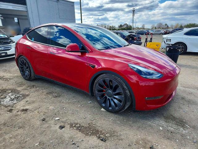 46188956 :رقم المزاد ، 7SAYGDEF8NF327776 vin ، 2022 Tesla Model Y مزاد بيع