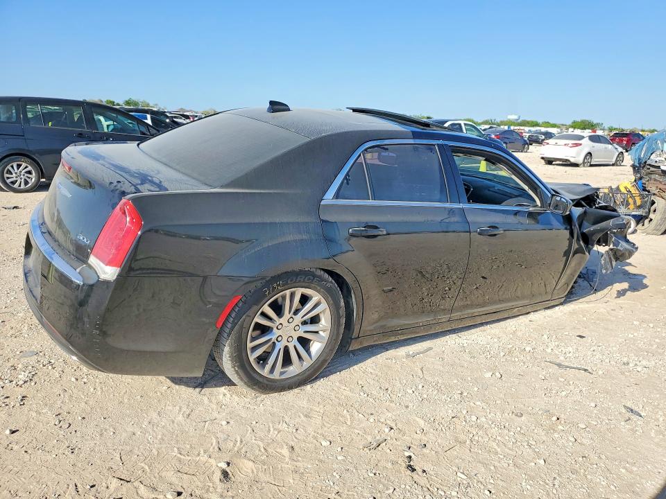 47317196 :رقم المزاد ، 2C3CCAAG9LH121989 vin ، 2020 Chrysler 300 مزاد بيع
